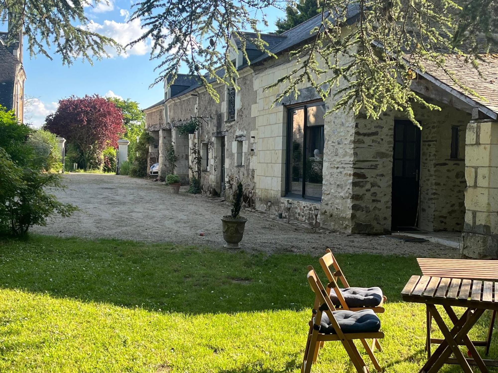 Maison De Charme Saint-Saturnin-sur-Loire Buitenkant foto